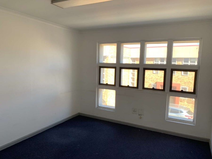 To Let commercial Property for Rent in Montague Gardens Western Cape